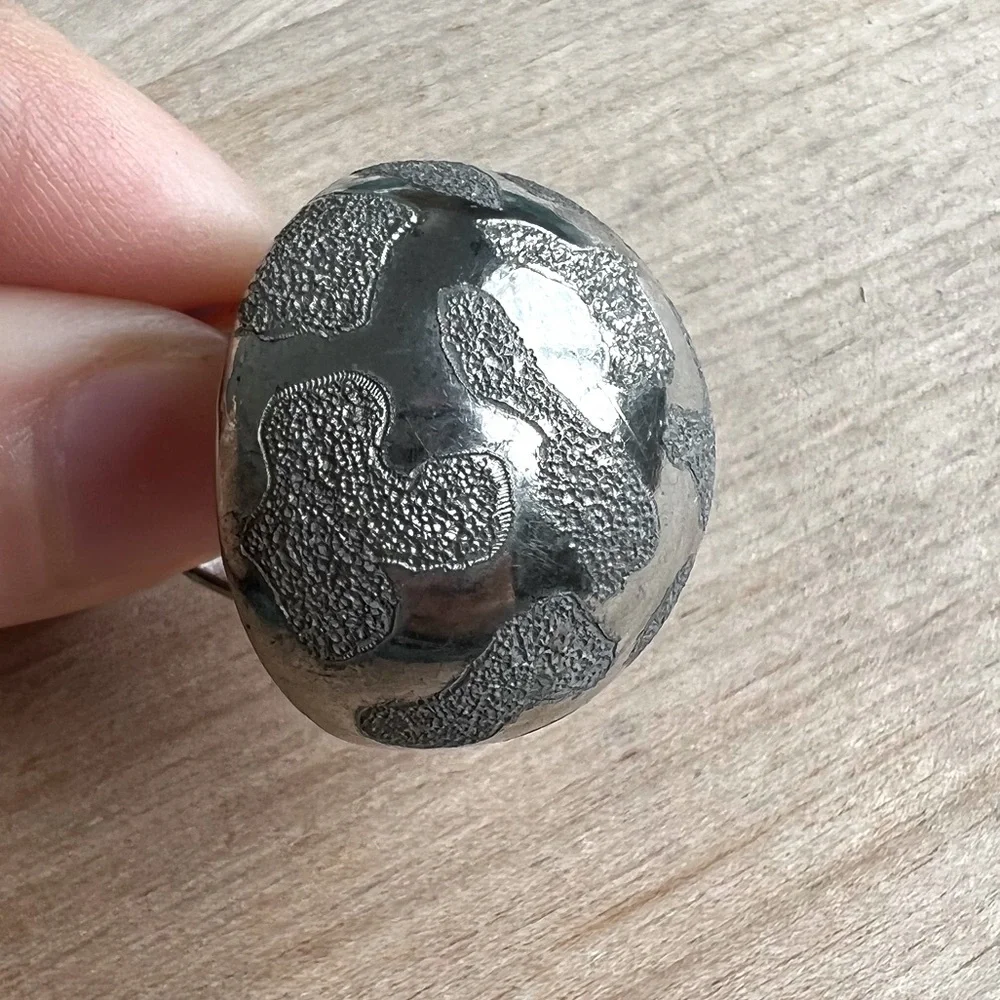 Vintage Mexico Sterling silver ring textured spherical globe dome ring